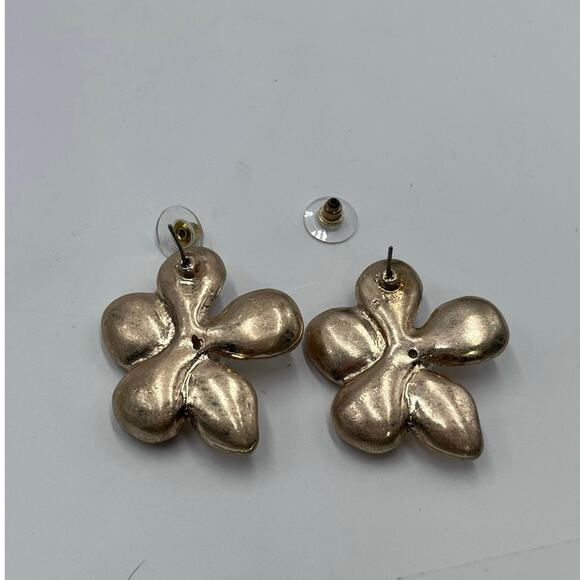 Designer Signed Gold Plated Blossom Flower White Pearl Stud Earrings - Picture 6 of 10